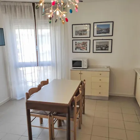 Lungomare Sabbiadoro 13 By Interhome Daire