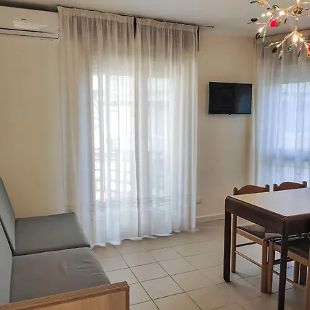 Daire Lungomare Sabbiadoro 13 By Interhome *