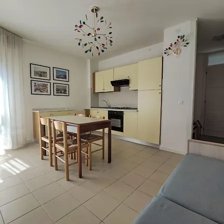 Lungomare Sabbiadoro 13 By Interhome Daire